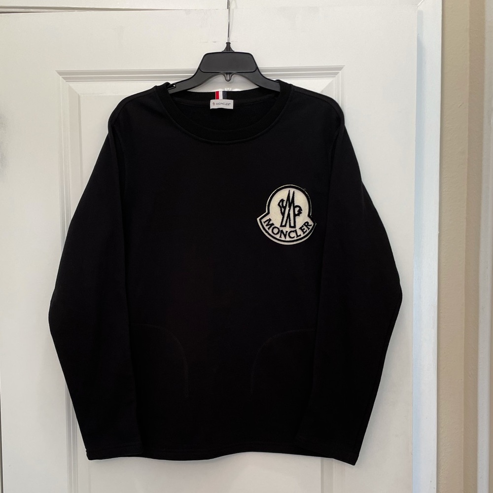 Authentic Moncler Logo Front Sweatshirt Size XXL, but fits more like a Large.